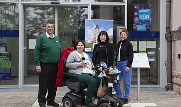 v.l.n.r. Enrico Haußmann (Leiter*in Inklusionshotel), Christiane Gaida (Radio Blau), Pia Heine (Stadtratskandidat*in SPD), Susanne Schlereth (Veranstaltungskoordinator*in)
