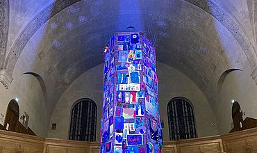 Lichtinstallation "Leuchte mal hier her" in der Philippuskirche